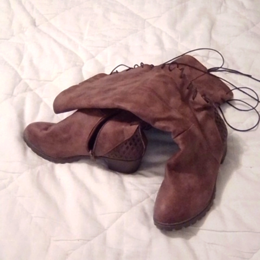 Womens dress/casual boots.